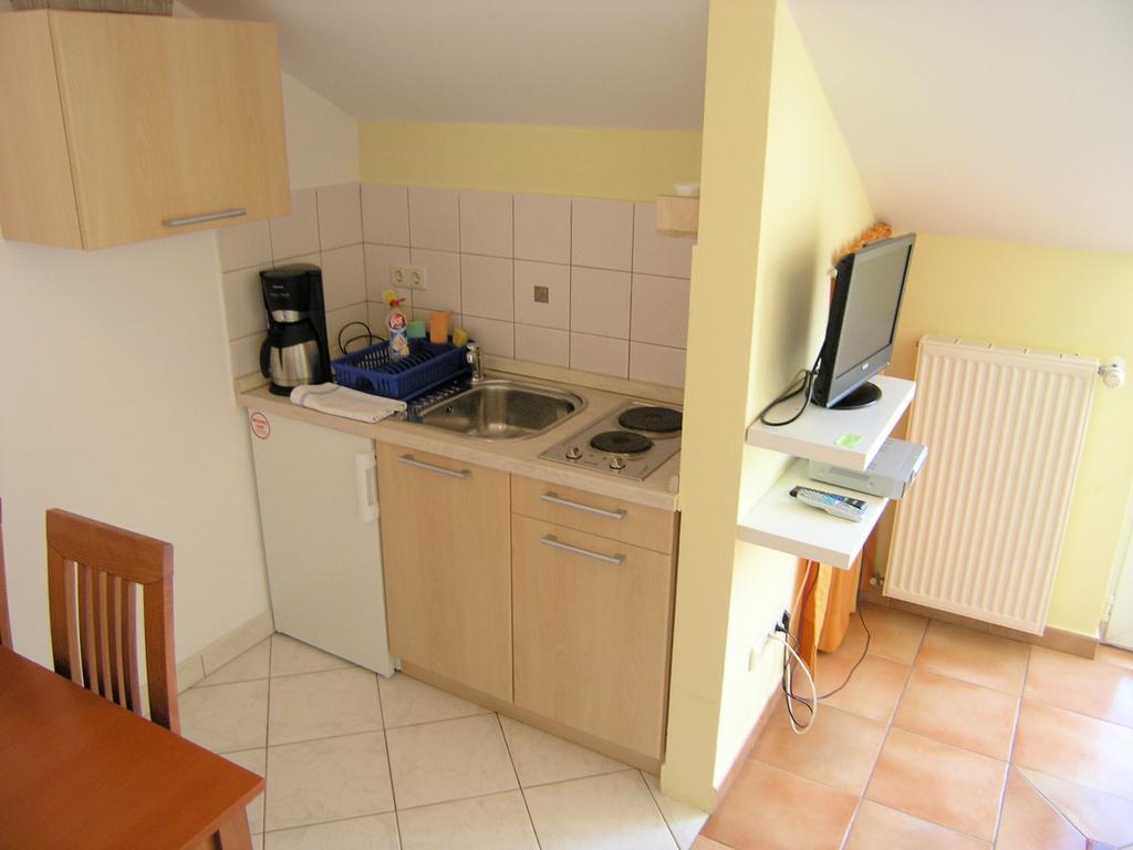 Apartments Kristina クルク エクステリア 写真